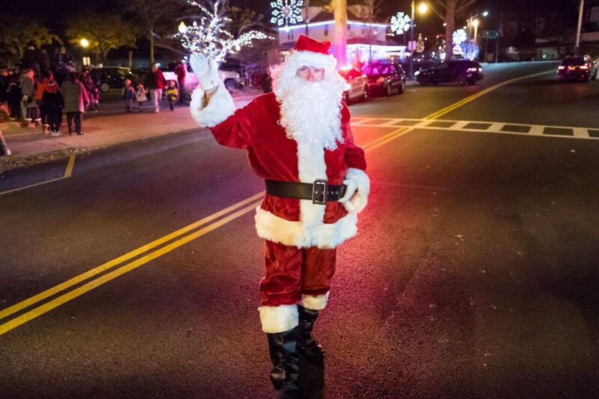 2017 Milk, Cookies, and Pictures with Santa 02