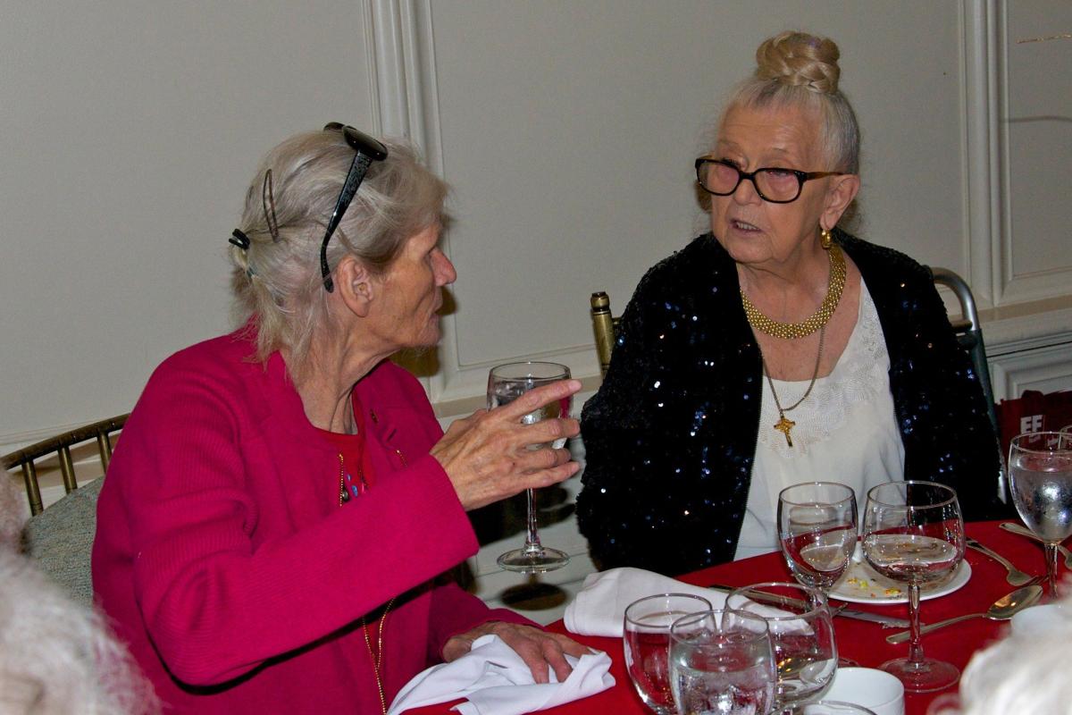 2015 Sleepy Hollow Seniors Holiday Party 02