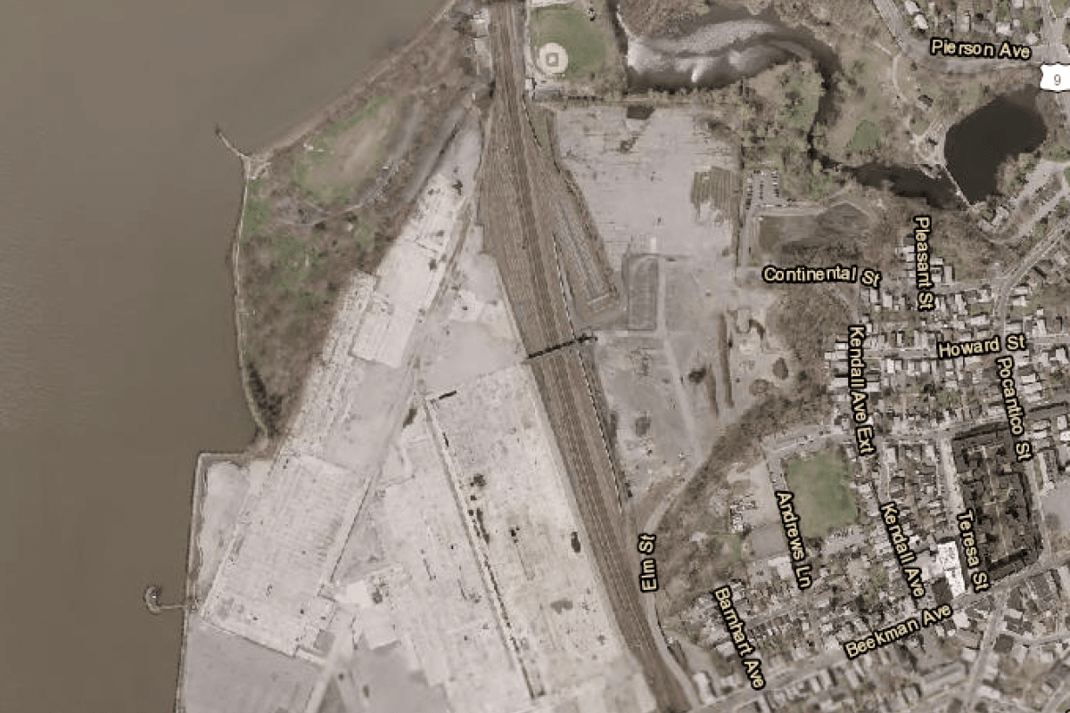 East and west parcel 2004