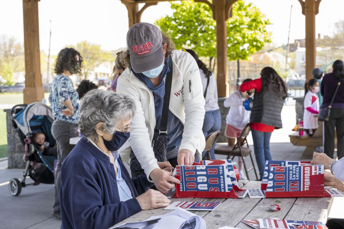 2021 Birdhouse Making 17